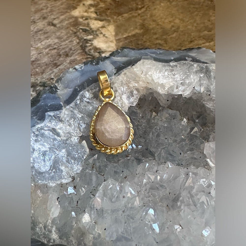Gold Teardrop Milky Quartz Stone Pendant